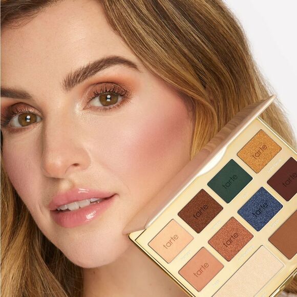 💥🆕💥 Tarte Glamazon Eyeshadow Palette - Picture 7 of 7